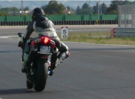 semi-active-suspension-control-moto